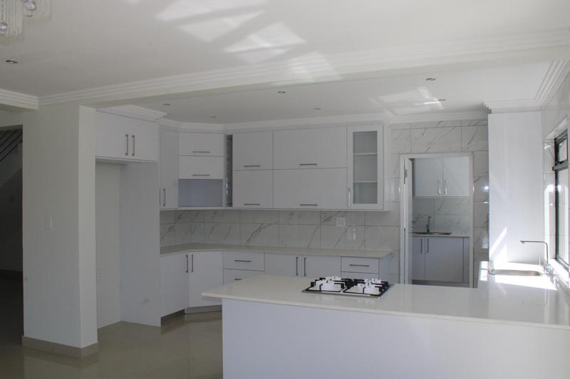 4 Bedroom Property for Sale in Kidds Beach Eastern Cape